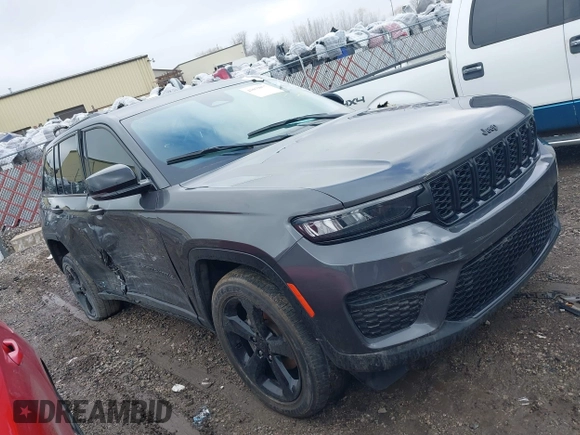 2023 Jeep Grand Cherokee Altitude с VIN 1C4RJHAG2P8701245, выставлен на аукционе IAAI как лот 41679077 с пробегом 29 262 миль миль и . История ставок и продаж доступна на DreamBid. Изображение 1.