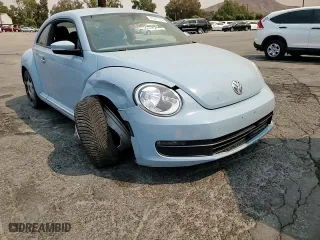 2012 Volkswagen Beetle 2.5L w/Sound/Nav PZEV with VIN 3VWJP7AT6CM656364, listed as a Copart auction lot 71071434 with 0 mi miles and Salvage Title. Bid and sale history available at carsss.com. Image 11.
