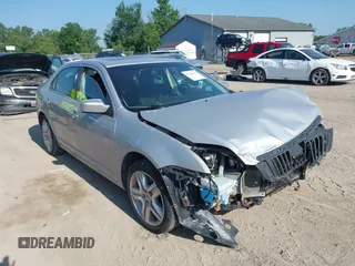 2010 Mercury Milan with VIN 3MEHM0HAXAR636168, listed as a IAAI auction lot 42650118 with 102,418 mi miles and . Bid and sale history available at DreamBid. Image 1.