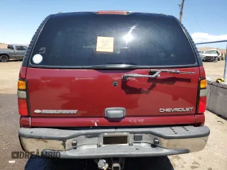 2005 Chevrolet Suburban Z71 with VIN 3GNFK16Z05G109536, listed as a Copart auction lot 46435445 with 319,814 mi miles and Non Repairable. Bid and sale history available at carsss.com. Image 6.