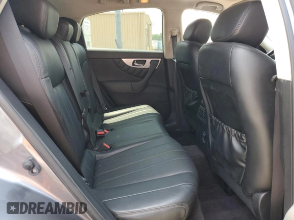 2017 Infiniti QX70 z VIN JN8CS1MU8HM142437, wystawiony jako Copart lot #66139144 z przebiegiem 104 241 mil mil oraz Szkoda całkowita • Salvage title. Historia ofert i sprzedaży dostępna na DreamBid. Obrazek 11.