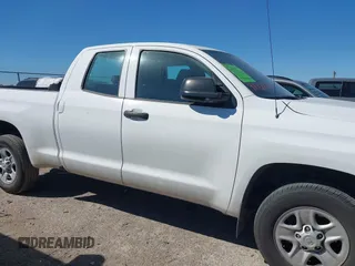 2014 Toyota Tundra 4WD Truck SR with VIN 5TFUM5F17EX055949, listed as a IAAI auction lot 41728783 with 107,019 mi miles. Bid and sale history available at carsss.com. Image 13.