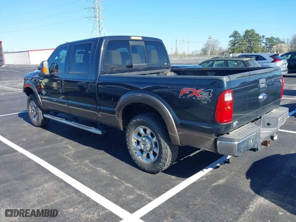 2015 Ford Super Duty F-250 SRW Lariat with VIN 1FT7W2BT1FED63208, listed as a IAAI auction lot 41785728 with 165,282 mi miles. Bid and sale history available at carsss.com. Image 3.