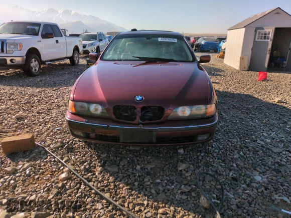 2000 BMW 5 Series 528iA with VIN WBADM634XYGU22333, listed as a Copart auction lot 42828925 with 182,510 mi miles and Salvage Title. Bid and sale history available at carsss.com. Image 5.