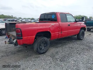 1998 Dodge Ram 1500 with VIN 3B7HF13ZXWG227895, listed as a IAAI auction lot 41928248 with 276,819 mi miles. Bid and sale history available at carsss.com. Image 4.
