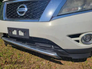 2014 Nissan Pathfinder S z VIN 5N1AR2MNXEC650905, wystawiony jako IAAI lot #42340137 z przebiegiem 140 029 mil mil oraz . Historia ofert i sprzedaży dostępna na DreamBid. Obrazek 6.