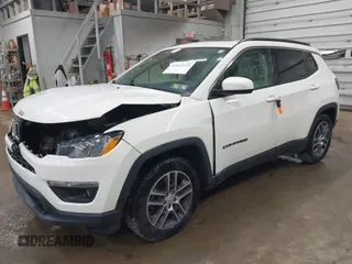 2019 Jeep Compass Latitude with VIN 3C4NJCBB8KT685910, listed as a IAAI auction lot 42423224 with 70,236 mi miles and . Bid and sale history available at DreamBid. Image 17.