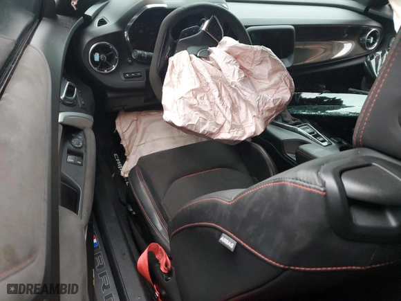 2019 Chevrolet Camaro ZL1 with VIN 1G1FK1R64K0122759, listed as a Copart auction lot 44143985 with 0 mi miles and Salvage Title. Bid and sale history available at carsss.com. Image 8.