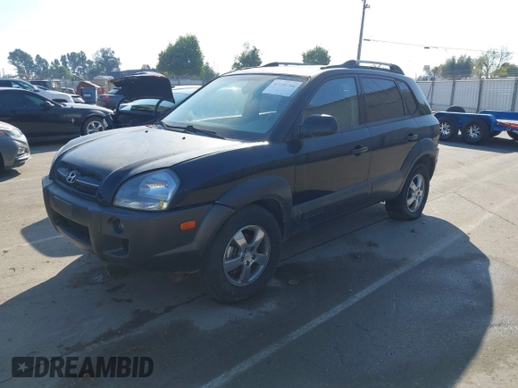 2005 Hyundai Tucson GLS with VIN KM8JN12D55U142254, listed as a IAAI auction lot 42150708 with 222,286 mi miles. Bid and sale history available at carsss.com. Image 2.