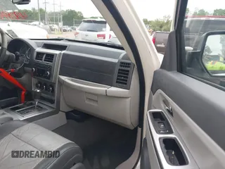 2008 Jeep Liberty Limited with VIN 1J8GN58K28W245225, listed as a IAAI auction lot 41928995 with 149,992 mi miles and . Bid and sale history available at carsss.com. Image 5.