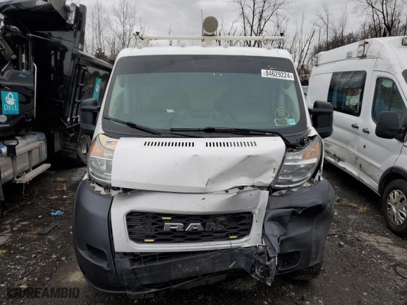 2019 Ram ProMaster Cargo Van with VIN 3C6TRVAG3KE516592, listed as a Copart auction lot 88565055 with 104,212 mi miles and Salvage Title. Bid and sale history available at carsss.com. Image 5.