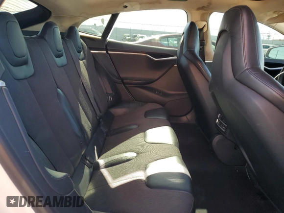 2013 Tesla Model S with VIN 5YJSA1CGXDFP21051, listed as a Copart auction lot 48377775 with 125,472 mi miles and Salvage Title. Bid and sale history available at carsss.com. Image 10.