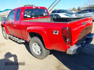2004 Chevrolet Colorado LS Z71 with VIN 1GCDT196648210468, listed as a IAAI auction lot 41342300 with 206,478 mi miles. Bid and sale history available at carsss.com. Image 3.