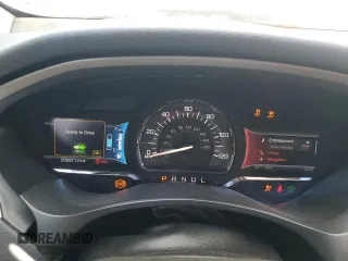 2013 Lincoln MKZ Hybrid z VIN 3LN6L2LU5DR826579, wystawiony jako Copart lot #57689545 z przebiegiem 202 811 mil mil oraz Nie do naprawy • Non repairable. Historia ofert i sprzedaży dostępna na DreamBid. Obrazek 9.