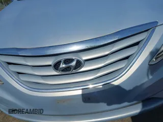 2012 Hyundai Sonata GLS with VIN 5NPEB4AC5CH369721, listed as a IAAI auction lot 42092971 with 125,089 mi miles and . Bid and sale history available at carsss.com. Image 6.