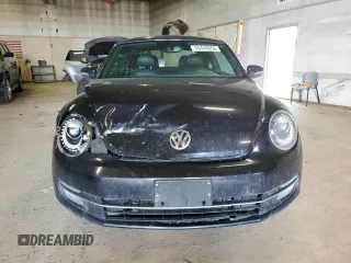 2012 Volkswagen Beetle Turbo with VIN 3VWVA7AT3CM630324, listed as a Copart auction lot 55436855 with 223,015 mi miles and Clean Title. Bid and sale history available at DreamBid. Image 5.