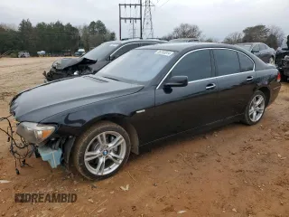 2006 BMW 7 Series 750i with VIN WBAHL83526DT05773, listed as a Copart auction lot 85753814 with 228,560 mi miles and Salvage Title. Bid and sale history available at carsss.com. Image 1.