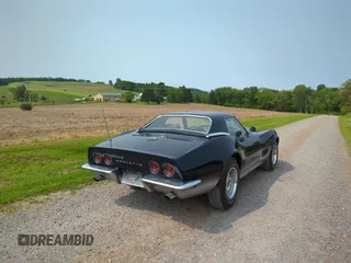 1968 Chevrolet Corvette z VIN 194678S400179, wystawiony jako Copart lot #59694455 z przebiegiem 23 679 mil mil oraz Czysty tytuł • Clean title. Historia ofert i sprzedaży dostępna na DreamBid. Obrazek 4.