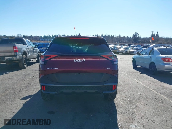 2024 Kia Sportage X-Line with VIN 5XYK6CDF7RG198333, listed as a IAAI auction lot 41562649 with 7,820 mi miles and . Bid and sale history available at carsss.com. Image 16.
