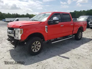 2018 Ford F-250 XL z VIN 1FT7W2B6XJEC16792, wystawiony jako Copart lot #54939215 z przebiegiem 130 610 mil mil oraz Szkoda całkowita • Salvage title. Historia ofert i sprzedaży dostępna na DreamBid. Obrazek 1.