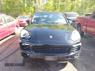 2016 Porsche Cayenne z VIN WP1AA2A23GLA04144, wystawiony jako IAAI lot #42117178 z przebiegiem 70 255 mil mil oraz . Historia ofert i sprzedaży dostępna na DreamBid. Obrazek 11.
