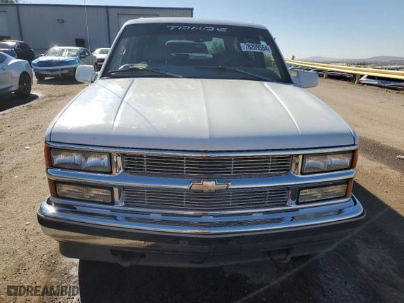1997 Chevrolet Tahoe with VIN 1GNEK13R2VJ325435, listed as a Copart auction lot 78209554 with 213,388 mi miles and Non Repairable. Bid and sale history available at carsss.com. Image 5.