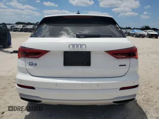 2021 Audi Q3 Premium with VIN WA1AUCF39M1133071, listed as a Copart auction lot 53138115 with 21,639 mi miles and Salvage Title. Bid and sale history available at carsss.com. Image 6.