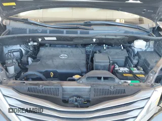 2011 Toyota Sienna XLE AAS with VIN 5TDYK3DC7BS047822, listed as a IAAI auction lot 42073635 with 150,424 mi miles. Bid and sale history available at carsss.com. Image 10.