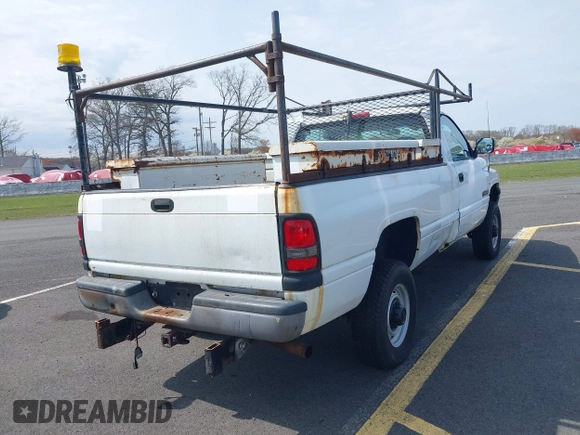 1995 Dodge 2500 with VIN 1B7KF26C7SS245177, listed as a IAAI auction lot 41898728 with 162,164 mi miles. Bid and sale history available at carsss.com. Image 4.