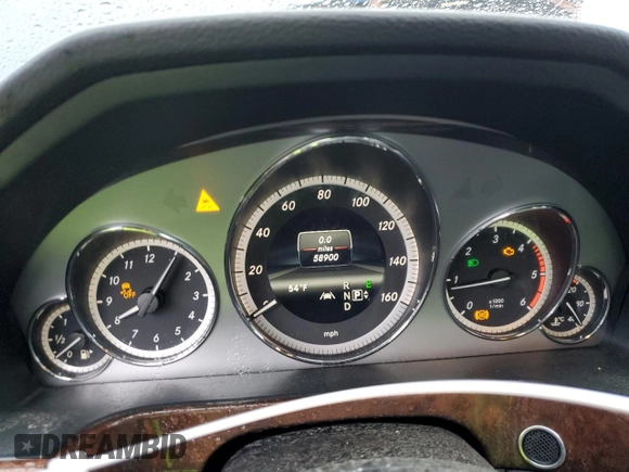2013 Mercedes-Benz E-Class E 350 Luxury BlueTEC with VIN WDDHF2EB3DA743877, listed as a Copart auction lot 45130495 with 58,900 mi miles and Salvage Title. Bid and sale history available at carsss.com. Image 9.