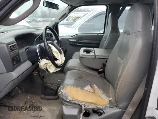 2004 Ford F-250 with VIN 1FDNX21L44ED76226, listed as a Copart auction lot 42002655 with 145,201 mi miles and Salvage title. Bid and sale history available at DreamBid. Image 7.