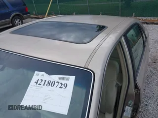 2001 Toyota Avalon XL z VIN 4T1BF28B71U192791, wystawiony jako IAAI lot #42180729 z przebiegiem 132 397 mil mil oraz . Historia ofert i sprzedaży dostępna na DreamBid. Obrazek 12.