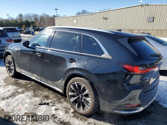 2024 Mazda CX-90 S Premium z VIN JM3KKDHC7R1176342, wystawiony jako Copart lot #89099425 z przebiegiem 7 778 mil mil oraz Szkoda całkowita • Salvage title. Historia ofert i sprzedaży dostępna na DreamBid. Obrazek 2.