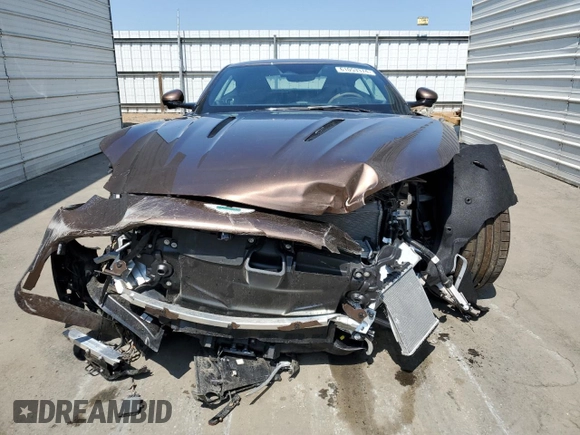 2024 Aston Martin DB12 z VIN SCFRMFFW3RGL12944, wystawiony jako Copart lot #61053374 z przebiegiem 472 mil mil oraz Szkoda całkowita • Salvage title. Historia ofert i sprzedaży dostępna na DreamBid. Obrazek 5.