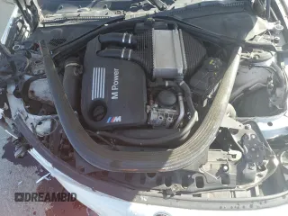 2016 BMW M4 z VIN WBS3R9C53GK336943, wystawiony jako Copart lot #52157535 z przebiegiem 103 850 mil mil oraz Szkoda całkowita • Salvage title. Historia ofert i sprzedaży dostępna na DreamBid. Obrazek 13.