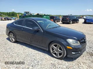 2013 Mercedes-Benz C 250 with VIN WDDGJ4HB2DG059854, listed as a Copart auction lot 61996345 with 109,119 mi miles and Clean title. Bid and sale history available at DreamBid. Image 4.