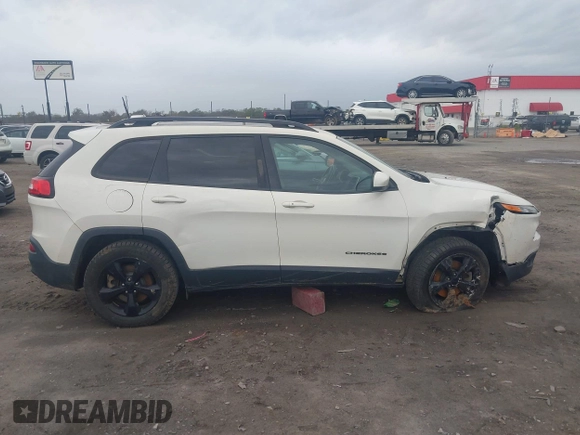 2018 Jeep Cherokee Limited with VIN 1C4PJMDB8JD613833, listed as a IAAI auction lot 40831461 with 134,497 mi miles. Bid and sale history available at carsss.com. Image 13.