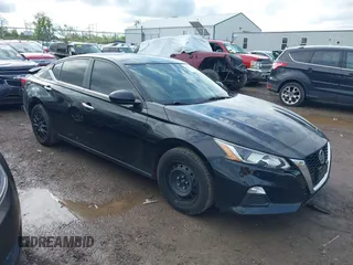 2020 Nissan Altima S z VIN 1N4BL4BV8LN316484, wystawiony jako IAAI lot #42171815 z przebiegiem 181 945 mil mil oraz . Historia ofert i sprzedaży dostępna na DreamBid. Obrazek 1.