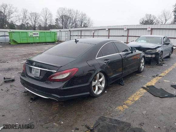 2012 Mercedes-Benz CLS-Class CLS 550 with VIN WDDLJ7DB8CA012657, listed as a IAAI auction lot 41235586 with 157,760 mi miles. Bid and sale history available at carsss.com. Image 4.
