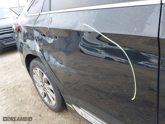 2015 Hyundai Sonata 2.4L Sport with VIN 5NPE34AF7FH074244, listed as a IAAI auction lot 41063318 with 111,227 mi miles. Bid and sale history available at carsss.com. Image 18.