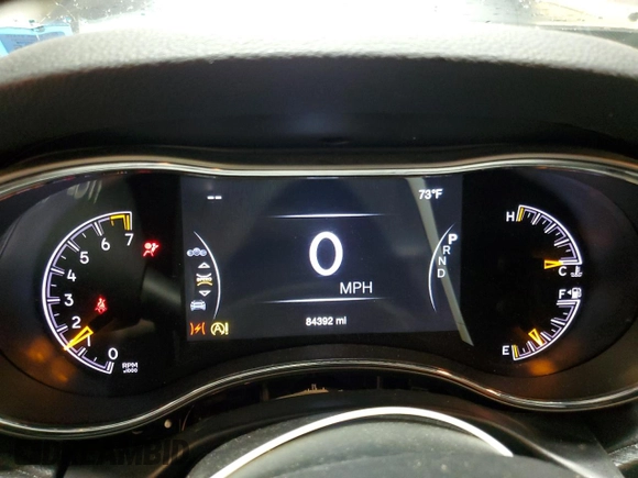 2018 Jeep Grand Cherokee Trailhawk with VIN 1C4RJFLG5JC504494, listed as a Copart auction lot 62953935 with 84,392 mi miles and Salvage title. Bid and sale history available at DreamBid. Image 9.