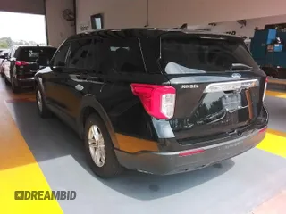 2022 Ford Explorer z VIN 1FMSK7BH3NGB04281, wystawiony jako IAAI lot #42511061 z przebiegiem 72 613 mil mil oraz . Historia ofert i sprzedaży dostępna na DreamBid. Obrazek 7.