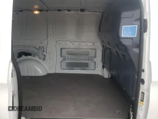 2023 Mercedes-Benz Metris Cargo z VIN W1YV0BEY9P4267409, wystawiony jako Copart lot #51648415 z przebiegiem 10 525 mil mil oraz Szkody całkowita. Historia ofert i sprzedaży dostępna na DreamBid. Obrazek 11.
