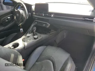 2020 Toyota Supra 3.0 с VIN WZ1DB4C01LW027810, выставлен на аукционе Copart как лот 45732275 с пробегом 26 734 миль миль и Списание • Salvage title. История ставок и продаж доступна на DreamBid. Изображение 8.