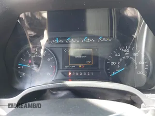 2017 Ford F-150 XL с VIN 1FTMF1C83HKE37594, выставлен на аукционе IAAI как лот 42381825 с пробегом 227 774 миль миль и . История ставок и продаж доступна на DreamBid. Изображение 7.