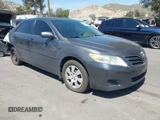 2011 Toyota Camry LE with VIN 4T4BF3EK1BR147525, listed as a IAAI auction lot 41980098 with 199,074 mi miles. Bid and sale history available at carsss.com. Image 1.