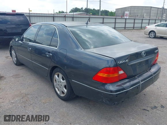 2004 Lexus LS 430 with VIN JTHBN36F940151530, listed as a IAAI auction lot 42124508 with 230,175 mi miles. Bid and sale history available at carsss.com. Image 3.
