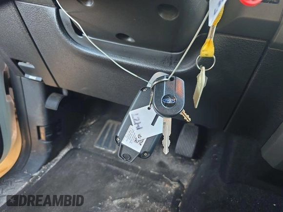 2014 Ford F-150 XL с VIN 1FTFX1CF5EFB40755, выставлен на аукционе IAAI как лот 42509610 с пробегом 237 761 миль миль и . История ставок и продаж доступна на DreamBid. Изображение 9.