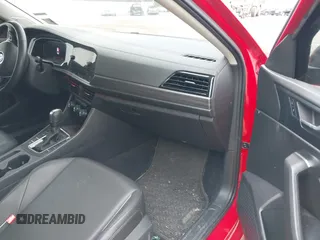 2020 Volkswagen Jetta SEL z VIN 3VWE57BU6LM086798, wystawiony jako IAAI lot #41603698 z przebiegiem 58 960 mil mil oraz . Historia ofert i sprzedaży dostępna na DreamBid. Obrazek 5.