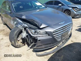 2015 Hyundai Genesis 3.8L with VIN KMHGN4JE5FU095721, listed as a IAAI auction lot 42055501 with 89,517 mi miles. Bid and sale history available at carsss.com. Image 6.